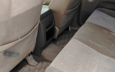 Toyota Land Cruiser Prado 120 рестайлинг, 2004 год, 1 450 000 рублей, 6 фотография