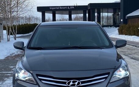 Hyundai Solaris II рестайлинг, 2015 год, 980 000 рублей, 4 фотография