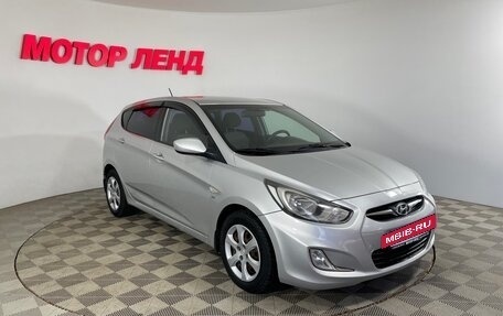 Hyundai Solaris II рестайлинг, 2012 год, 656 000 рублей, 3 фотография