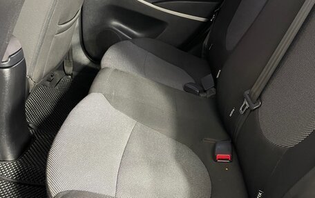 Hyundai Solaris II рестайлинг, 2012 год, 656 000 рублей, 20 фотография