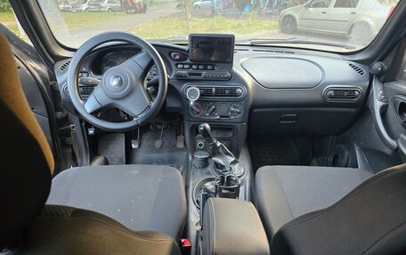 Chevrolet Niva I рестайлинг, 2012 год, 420 000 рублей, 17 фотография