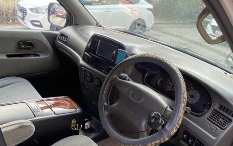 Toyota Noah III, 2001 год, 650 000 рублей, 12 фотография