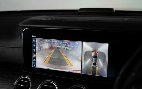 Mercedes-Benz E-Класс, 2019 год, 2 300 000 рублей, 12 фотография