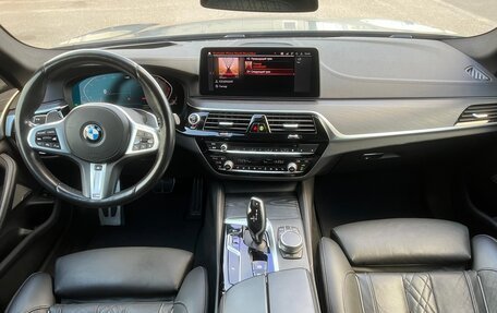 BMW 5 серия, 2020 год, 5 300 000 рублей, 14 фотография