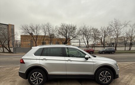 Volkswagen Tiguan II, 2018 год, 2 650 000 рублей, 6 фотография