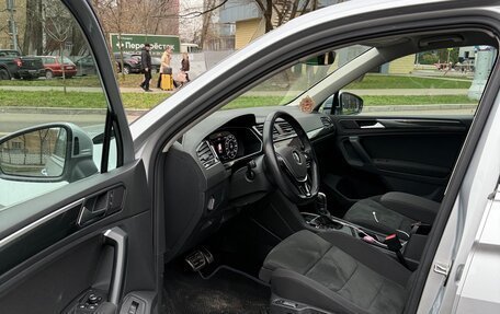 Volkswagen Tiguan II, 2018 год, 2 650 000 рублей, 8 фотография