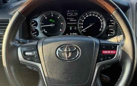 Toyota Land Cruiser 200, 2018 год, 7 450 000 рублей, 9 фотография