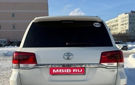 Toyota Land Cruiser 200, 2018 год, 7 450 000 рублей, 6 фотография