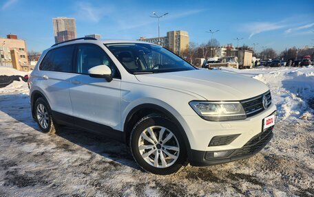 Volkswagen Tiguan II, 2020 год, 2 770 000 рублей, 2 фотография