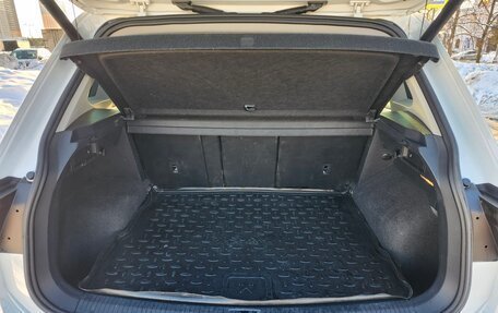 Volkswagen Tiguan II, 2020 год, 2 770 000 рублей, 10 фотография