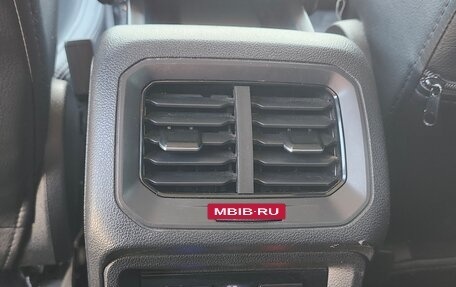 Volkswagen Tiguan II, 2020 год, 2 770 000 рублей, 14 фотография