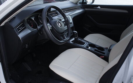 Volkswagen Passat B8 рестайлинг, 2017 год, 1 850 000 рублей, 6 фотография