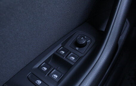 Volkswagen Passat B8 рестайлинг, 2017 год, 1 850 000 рублей, 20 фотография