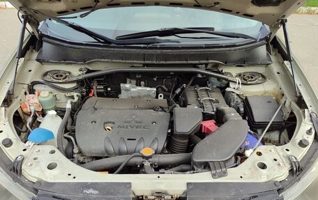 Mitsubishi Outlander III рестайлинг 3, 2008 год, 1 020 000 рублей, 22 фотография