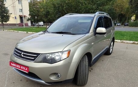 Mitsubishi Outlander III рестайлинг 3, 2008 год, 1 020 000 рублей, 8 фотография