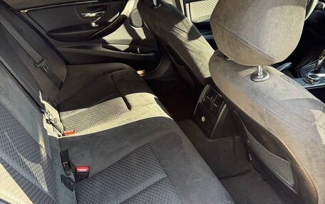 BMW 3 серия, 2015 год, 2 590 000 рублей, 18 фотография