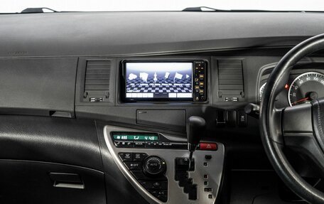 Toyota ISis I, 2015 год, 1 590 000 рублей, 12 фотография