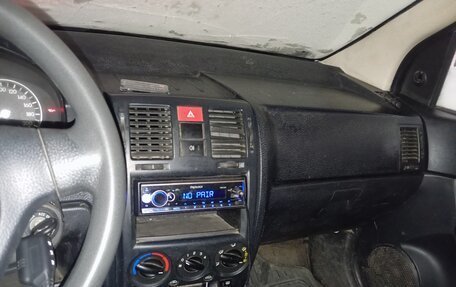 Hyundai Getz I рестайлинг, 2004 год, 200 000 рублей, 8 фотография