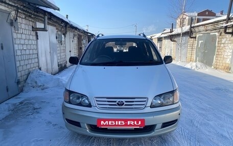 Toyota Ipsum II, 1997 год, 499 000 рублей, 3 фотография