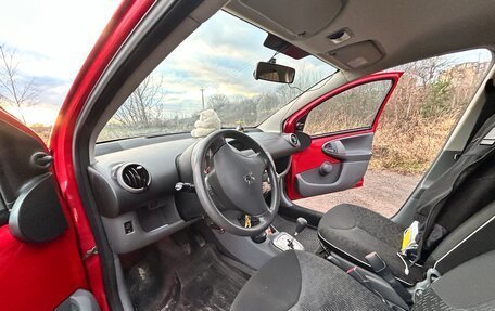 Peugeot 107 I рестайлинг, 2011 год, 380 000 рублей, 16 фотография