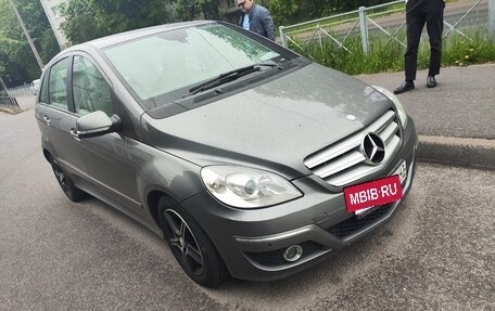 Mercedes-Benz B-Класс, 2010 год, 850 000 рублей, 4 фотография