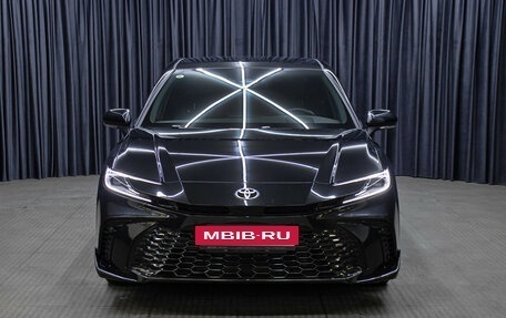 Toyota Camry, 2024 год, 4 298 000 рублей, 2 фотография