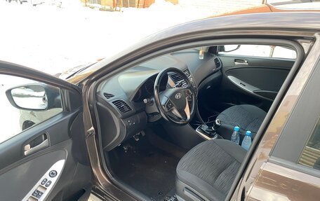 Hyundai Solaris II рестайлинг, 2016 год, 945 000 рублей, 8 фотография