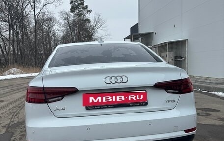 Audi A4, 2017 год, 2 300 000 рублей, 6 фотография