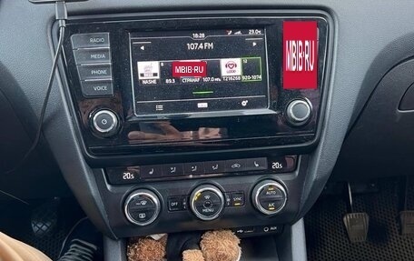 Skoda Octavia, 2017 год, 1 640 000 рублей, 2 фотография