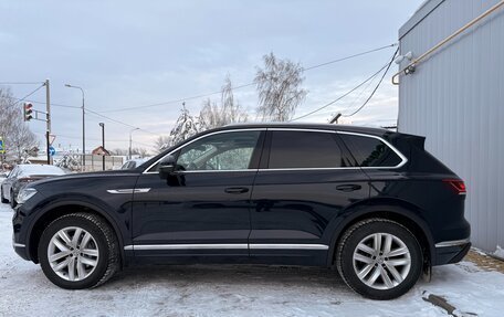 Volkswagen Touareg III, 2019 год, 4 499 000 рублей, 5 фотография
