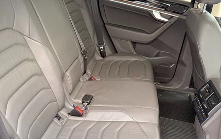 Volkswagen Touareg III, 2019 год, 4 499 000 рублей, 11 фотография