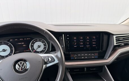 Volkswagen Touareg III, 2019 год, 4 499 000 рублей, 17 фотография