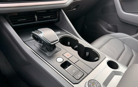 Volkswagen Touareg III, 2019 год, 4 499 000 рублей, 19 фотография