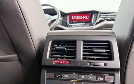 Volkswagen Touareg III, 2019 год, 4 499 000 рублей, 12 фотография