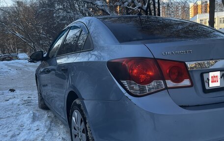 Chevrolet Cruze II, 2011 год, 550 000 рублей, 4 фотография