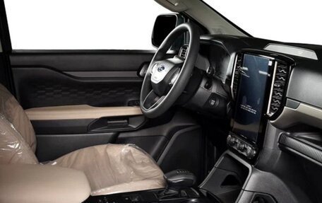 Ford Everest II, 2022 год, 9 000 000 рублей, 8 фотография