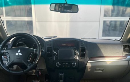 Mitsubishi Pajero IV, 2008 год, 1 300 000 рублей, 9 фотография