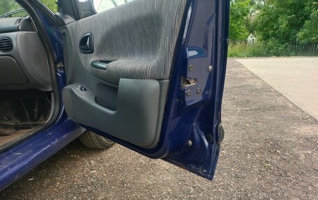 Renault Megane II, 2001 год, 215 000 рублей, 18 фотография