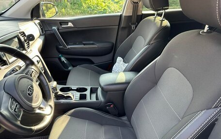 KIA Sportage IV рестайлинг, 2018 год, 2 200 000 рублей, 7 фотография