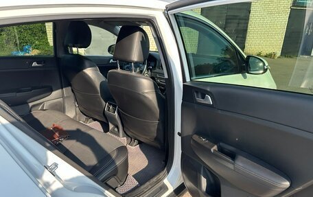 KIA Sportage IV рестайлинг, 2018 год, 2 200 000 рублей, 12 фотография