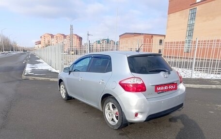 Toyota Auris II, 2011 год, 750 000 рублей, 7 фотография