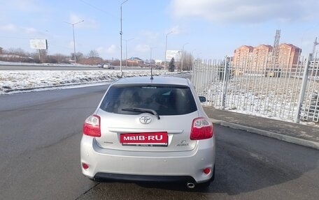 Toyota Auris II, 2011 год, 750 000 рублей, 5 фотография