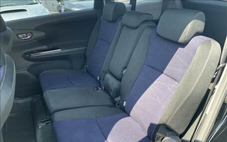 Toyota Wish II, 2015 год, 1 156 000 рублей, 13 фотография