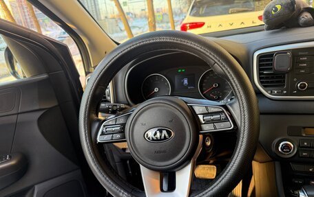 KIA Sportage IV рестайлинг, 2020 год, 2 350 000 рублей, 16 фотография