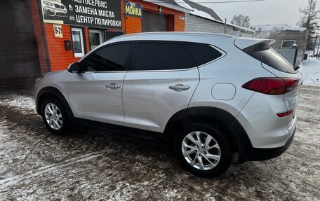 Hyundai Tucson III, 2019 год, 2 500 000 рублей, 5 фотография