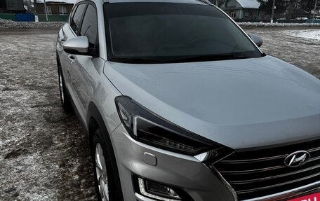 Hyundai Tucson III, 2019 год, 2 500 000 рублей, 2 фотография