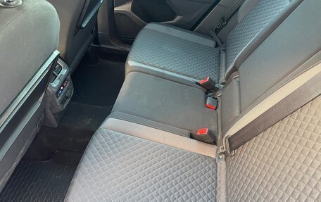 Volkswagen Tiguan II, 2017 год, 2 230 000 рублей, 10 фотография