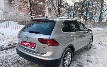 Volkswagen Tiguan II, 2017 год, 2 230 000 рублей, 7 фотография