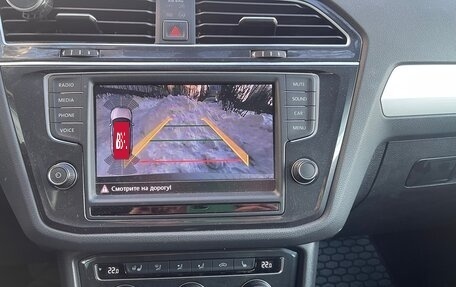 Volkswagen Tiguan II, 2017 год, 2 230 000 рублей, 11 фотография