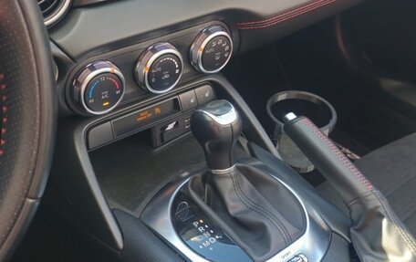 Fiat 124 Spider I, 2018 год, 2 750 000 рублей, 17 фотография